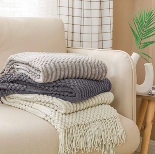 Malibu Texture Hand-Knitted Blanket - Grey