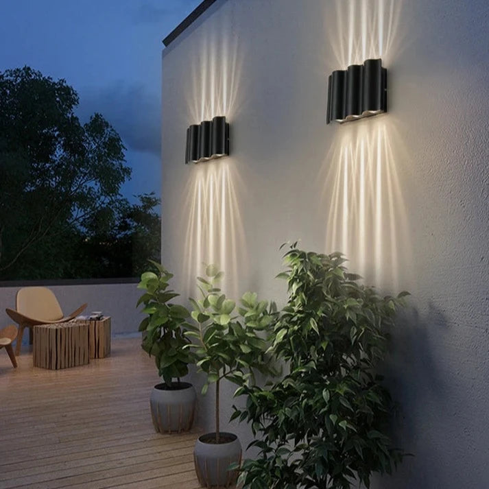 Wave Arc Design Outdoor LED Wall Light