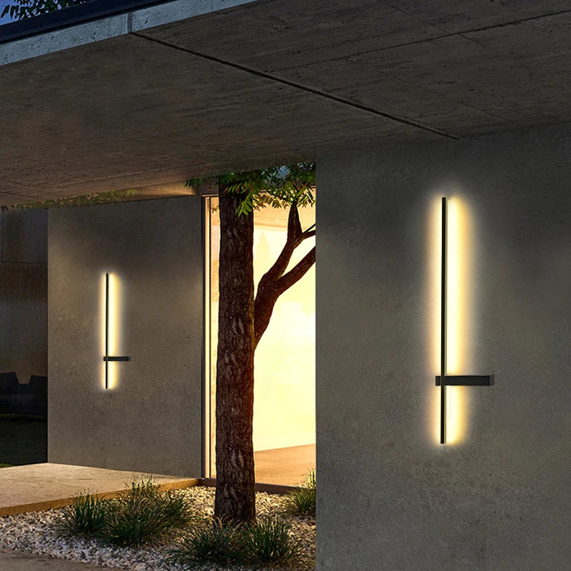 Kinu LED Outdoor Wall Light