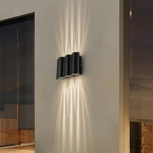 Wave Arc Design Outdoor LED Wall Light