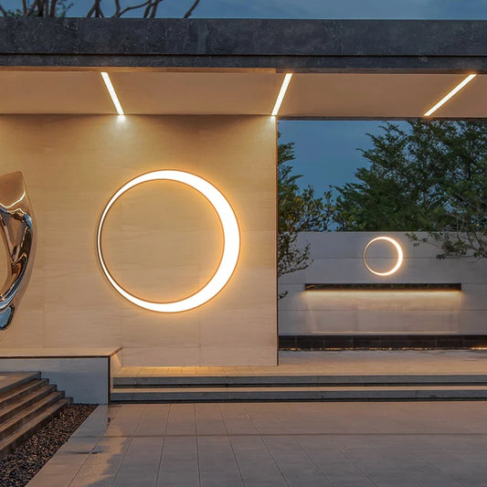 Eclipse Glow Outdoor Light