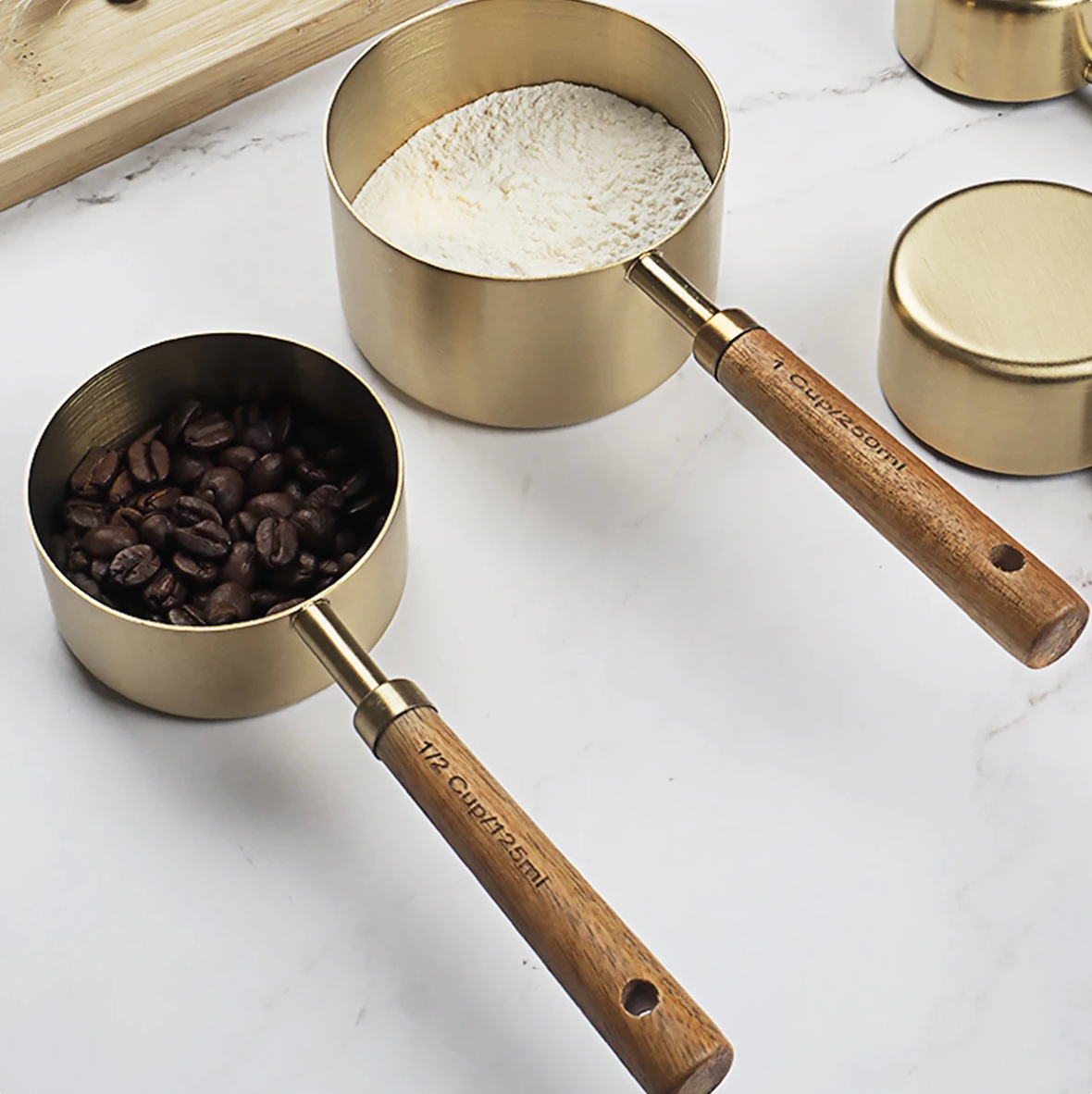 MADERA Measuring Cups and Spoon Set