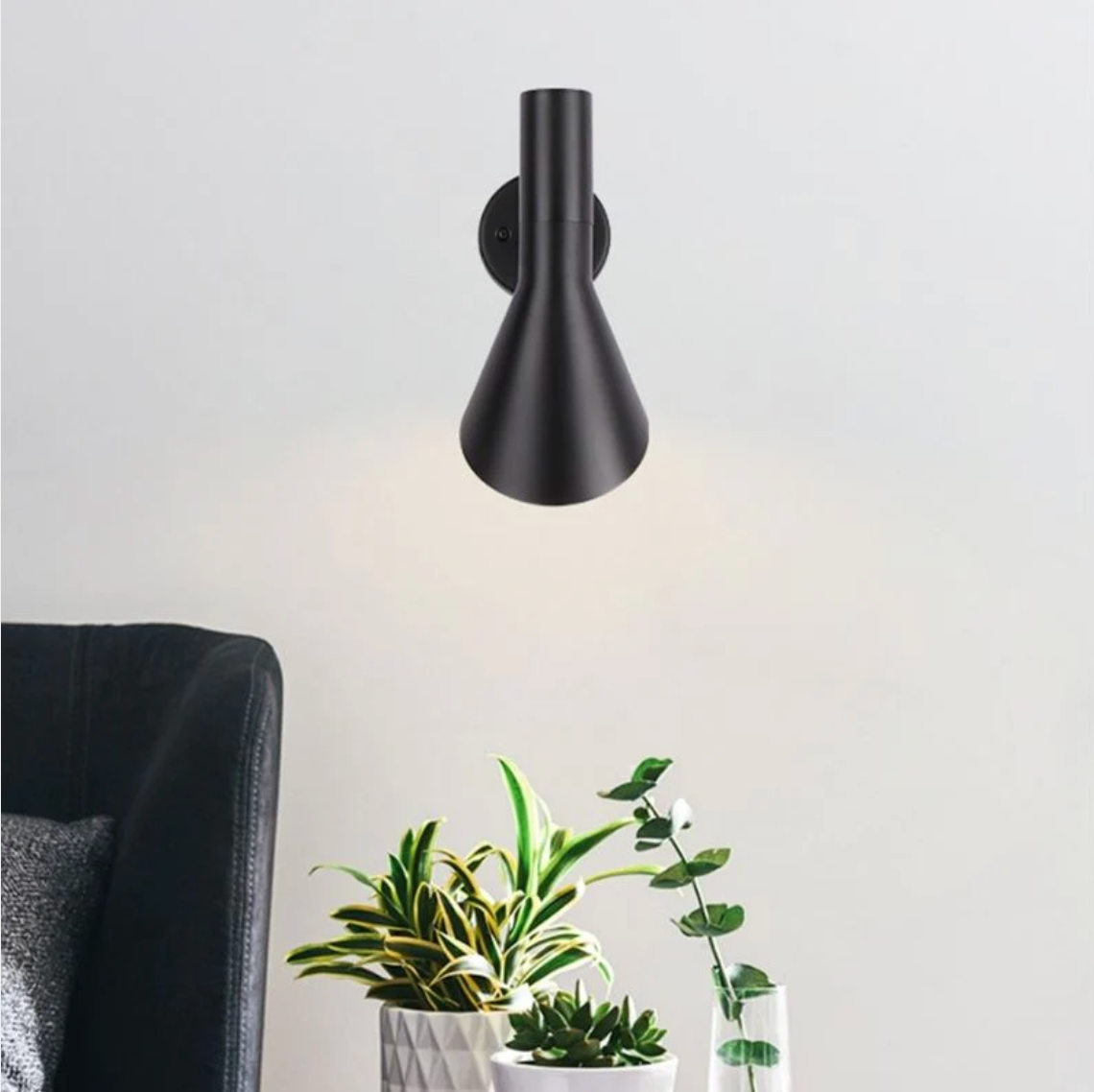 ZITA Wall Lamp - Black/White