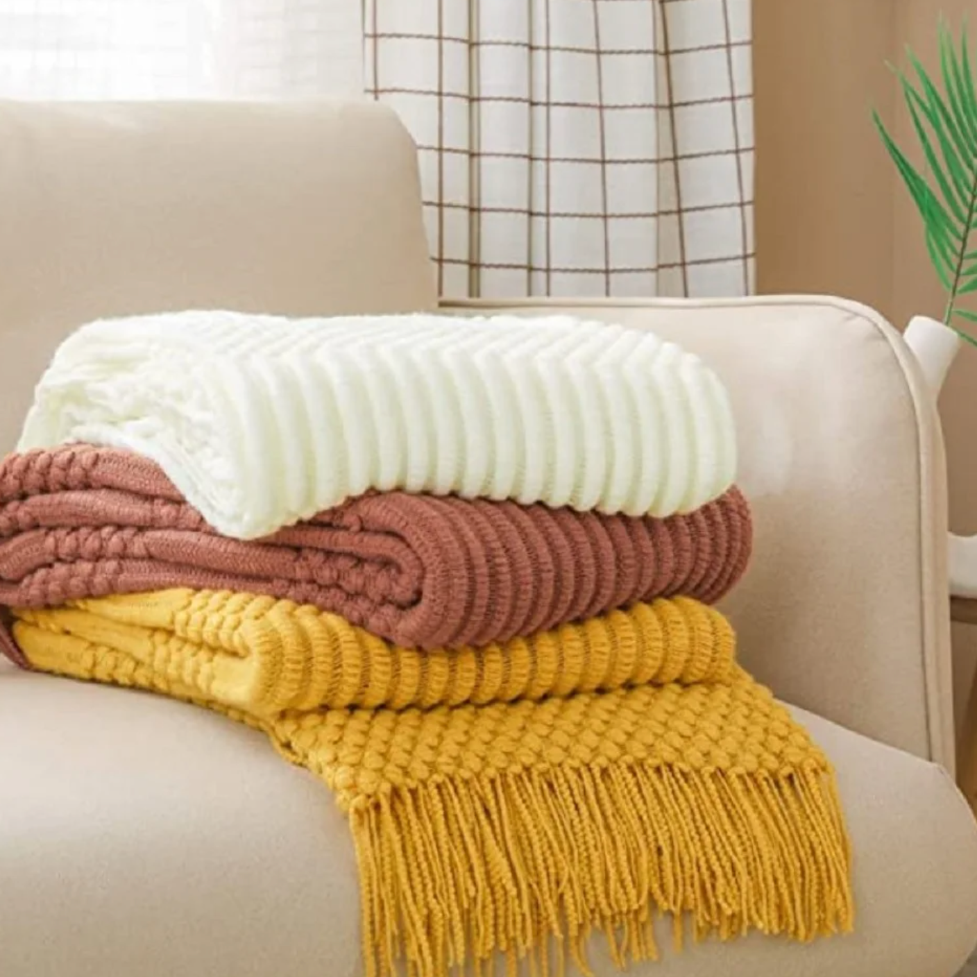 Malibu Texture Hand-Knitted Blanket - Yellow