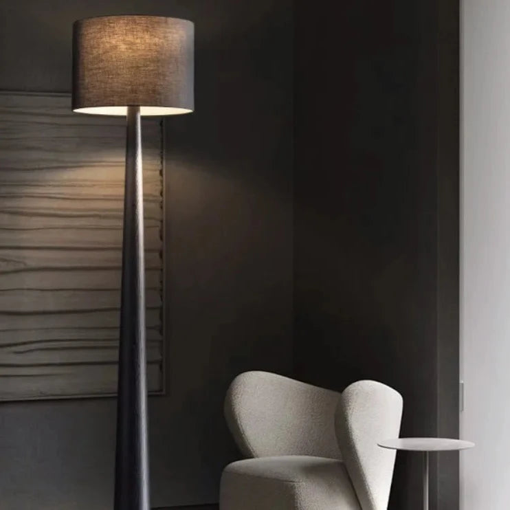 Georgio Wooden Floor Lamp - Elegant Black