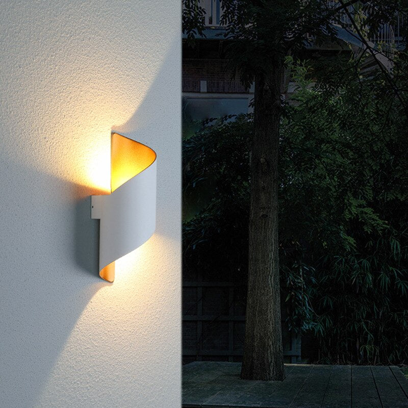 Luna LED Waterproof Outdoor Light