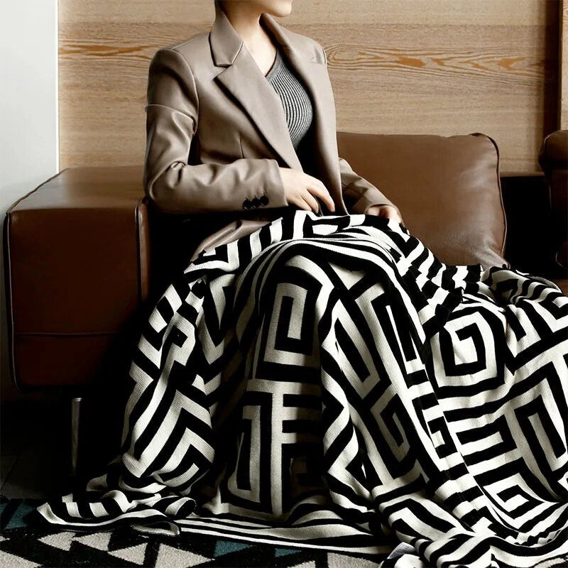 Casa Luxury Knitted Throw Blanket